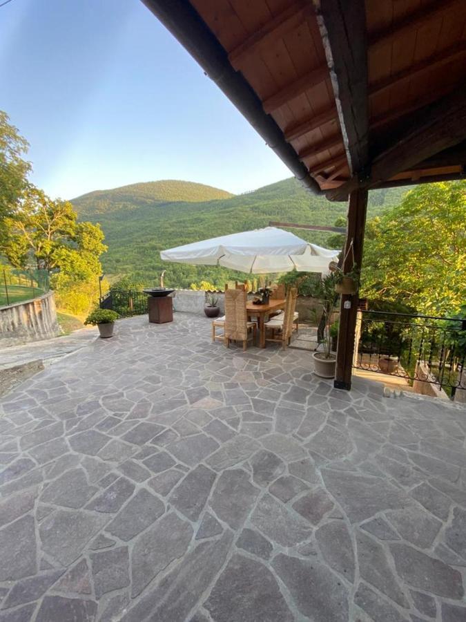 Bed&Breakfast SENTIERO 54 Cantiano Exterior foto